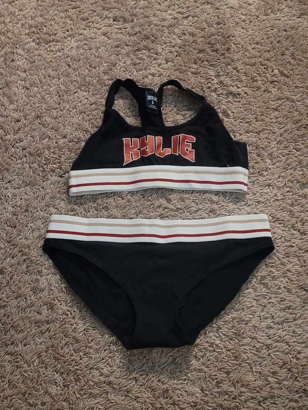 NWOT Kendall And Kylie Bralette Panty Set